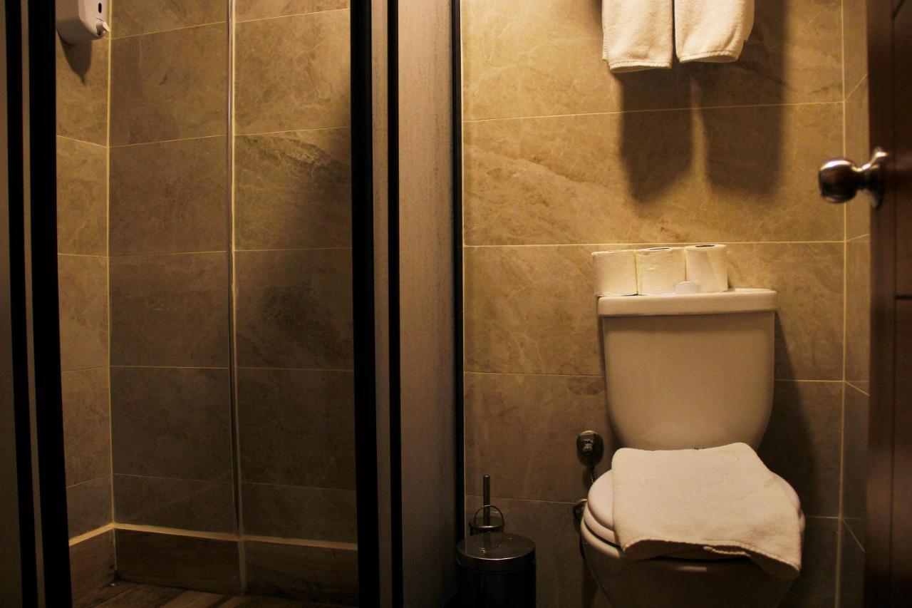 Gross Hotel Истанбул Екстериор снимка